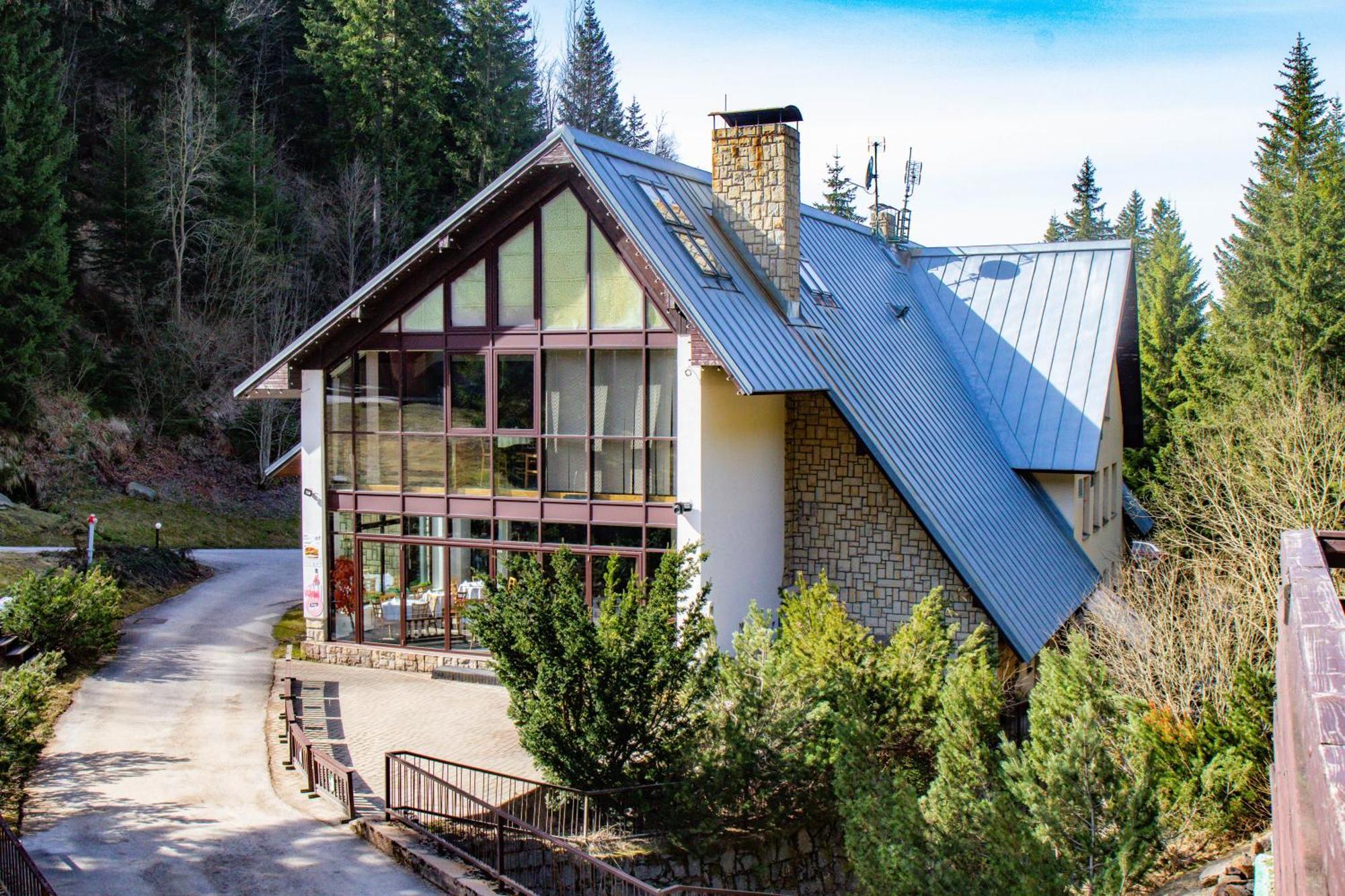 Hotel Esprit Špindlerŭv Mlýn Buitenkant foto