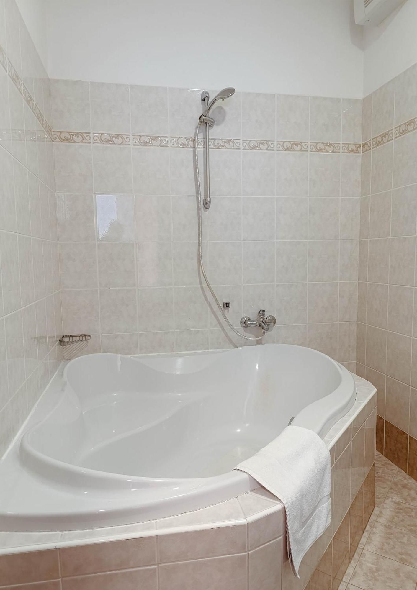 Hotel Esprit Špindlerŭv Mlýn Buitenkant foto
